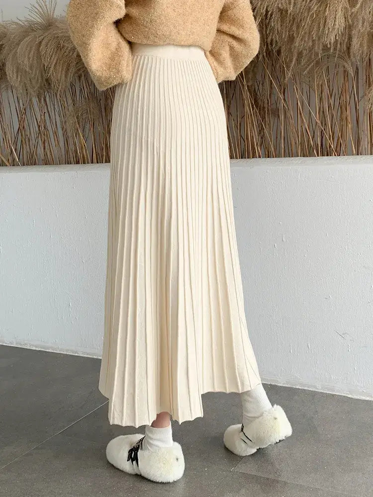 Vintage Long Skirt With Ruffles